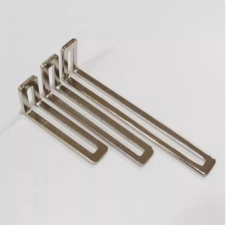 Heavy Adjustable 90° Bracket / Shelf Support